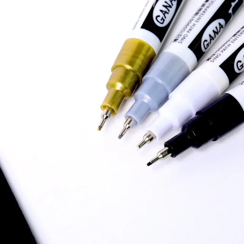 4Pcs/set Oil Based White Black - Illustration Marker Set ulasan dan harga